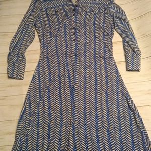 Diane von furstenburg size 8 blue and white dress